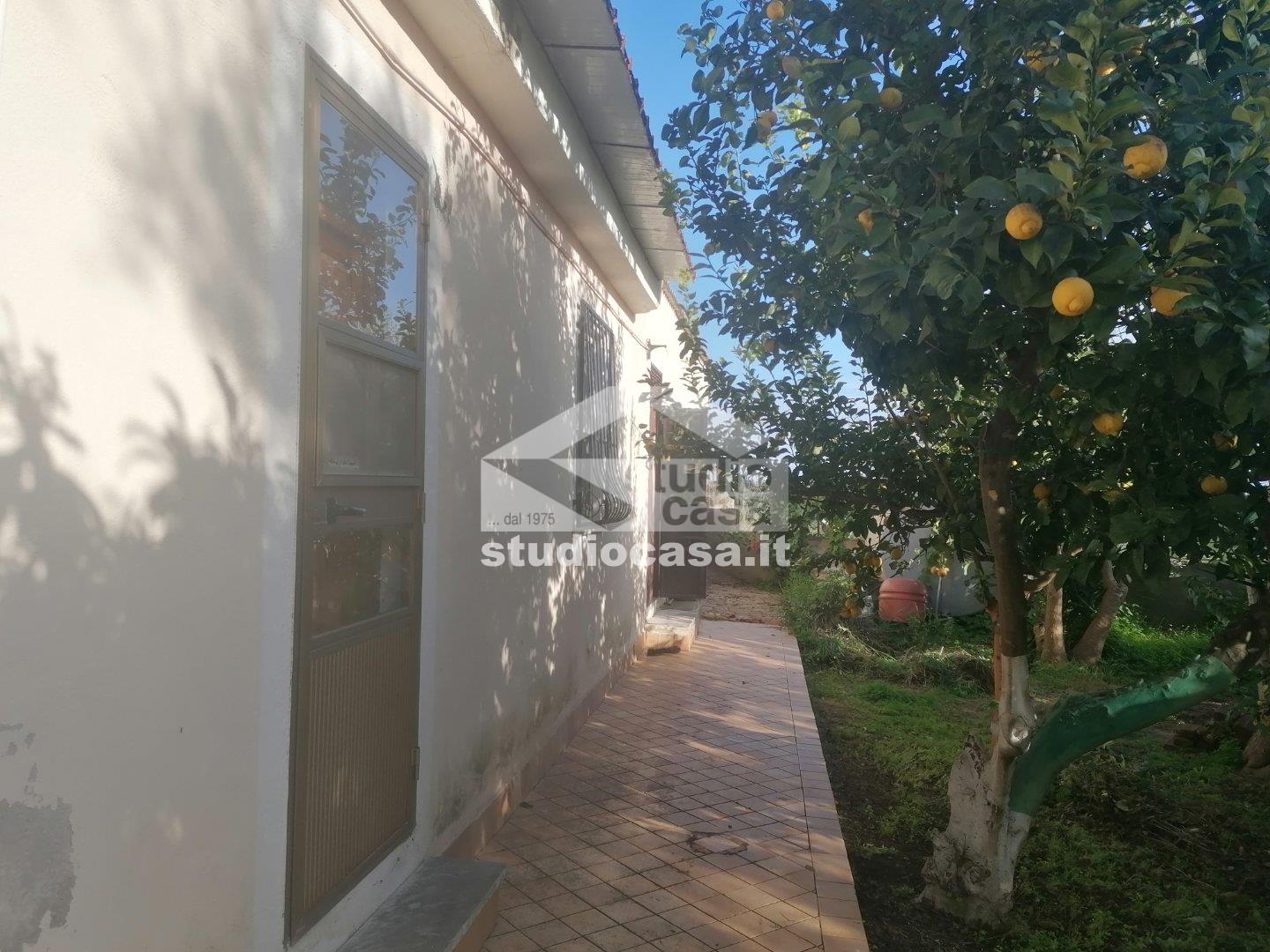 Villa Unifamiliare in vendita a Isola di Capo Rizzuto