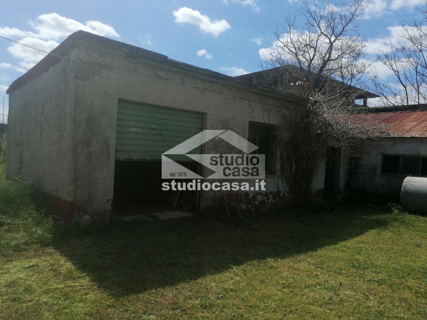 Casa Unifamiliare in vendita a Rocca di Neto