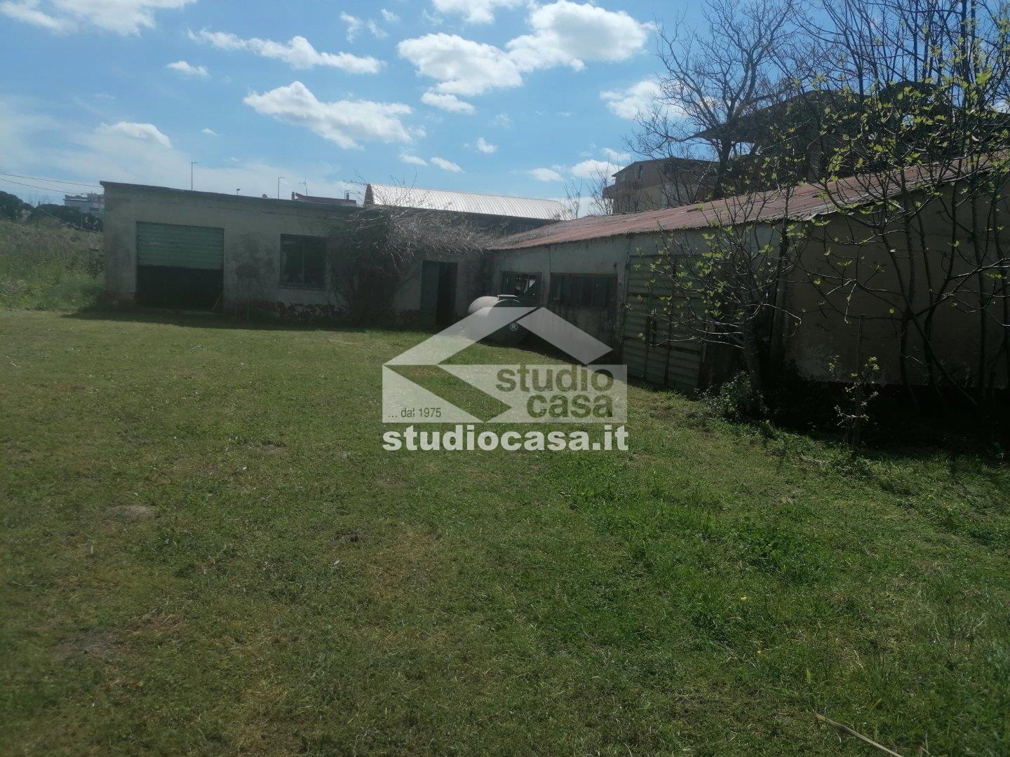 Casa Unifamiliare in vendita a Rocca di Neto