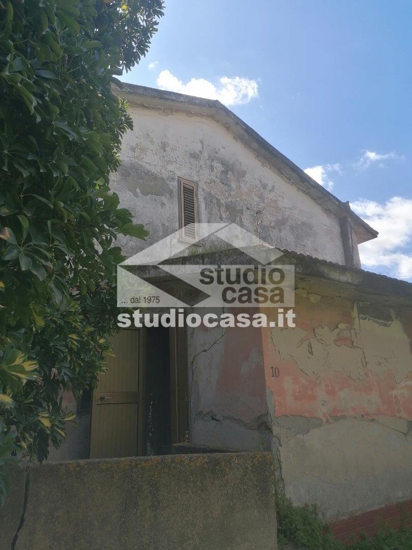 Casa Unifamiliare in vendita a Rocca di Neto