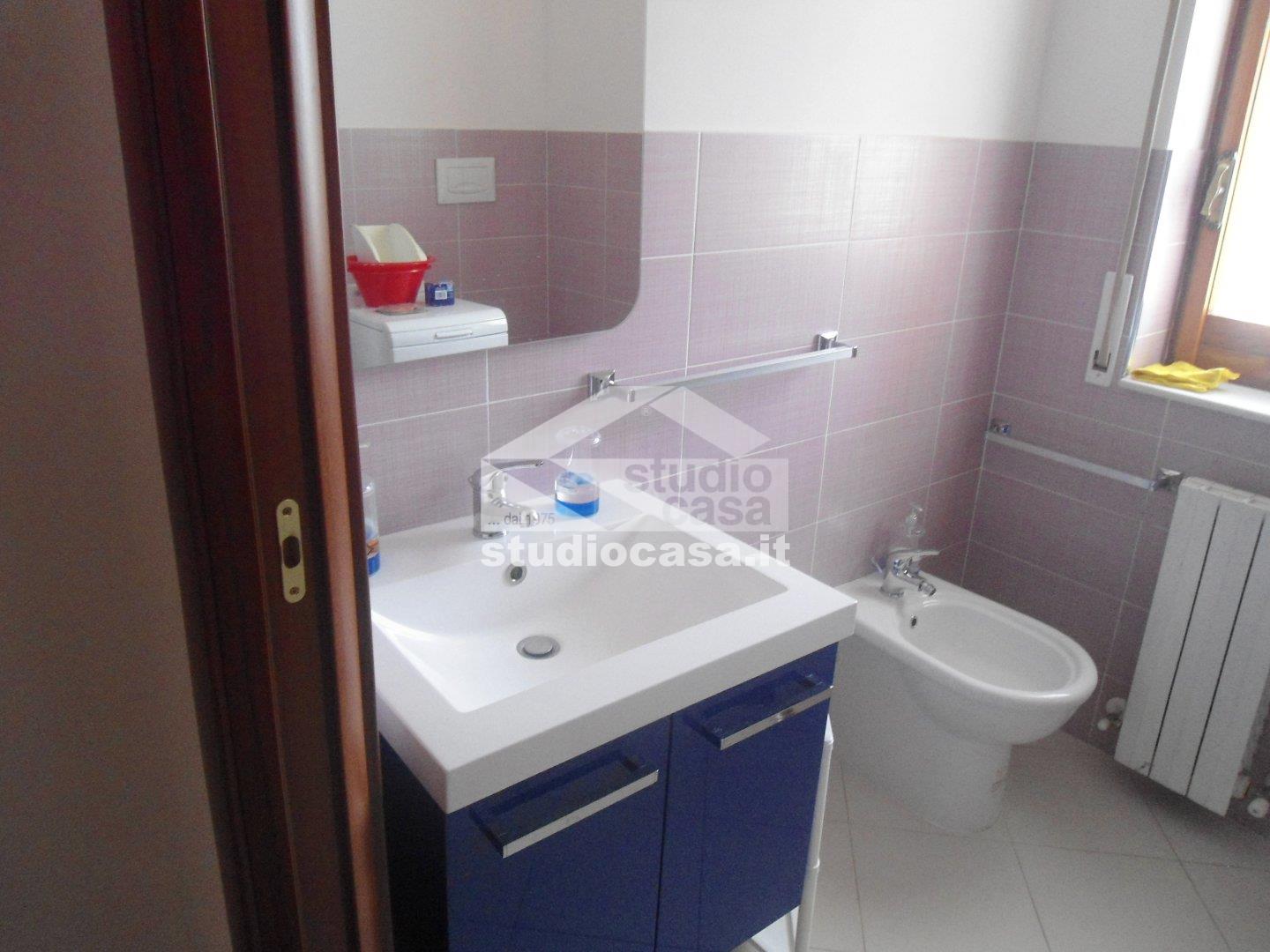 Appartamento in affitto a Crotone