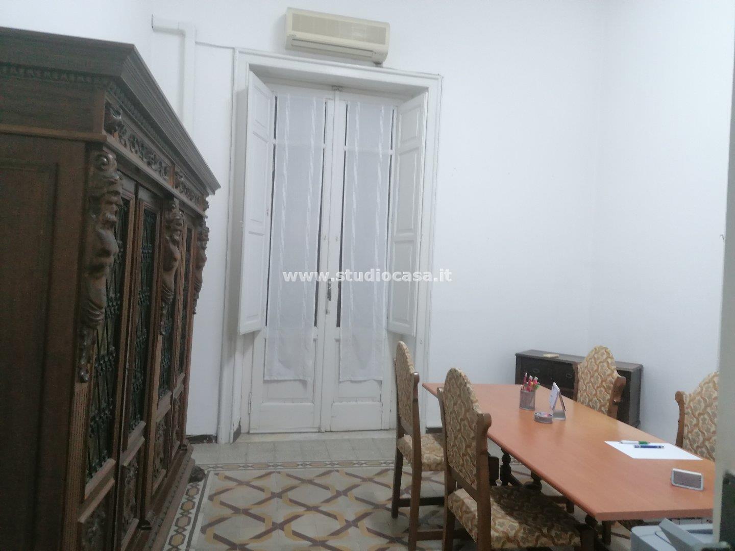 Stanza in Appartamento in affitto a Crotone