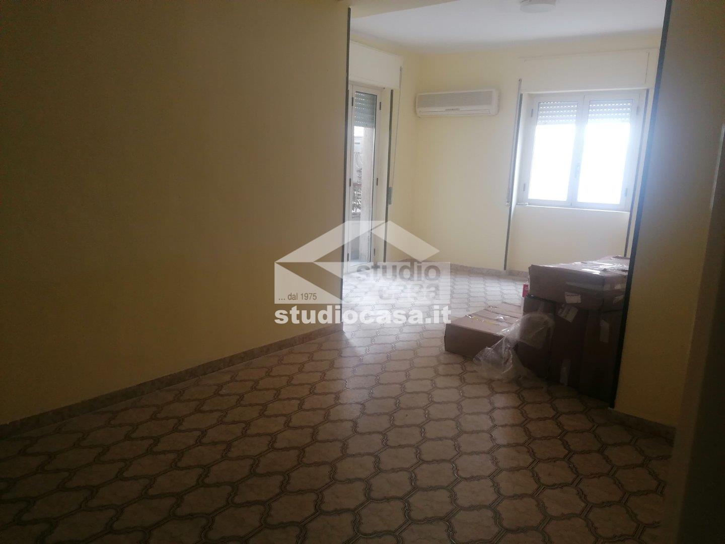 Appartamento in affitto a Crotone