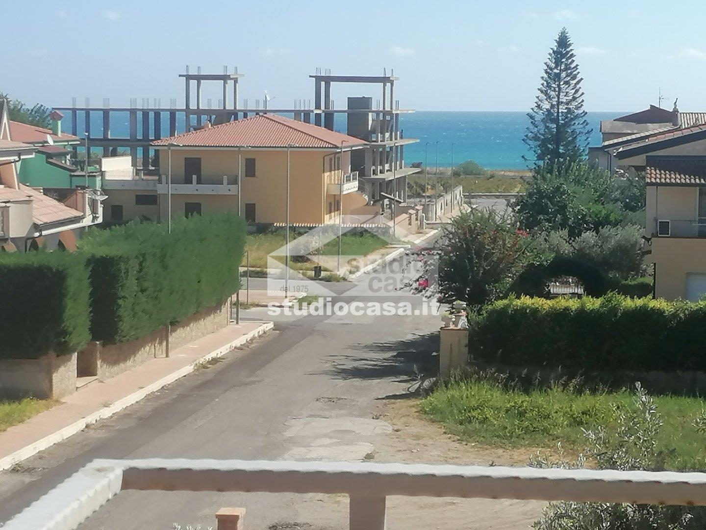 Casa Plurifamiliare in vendita a Melissa