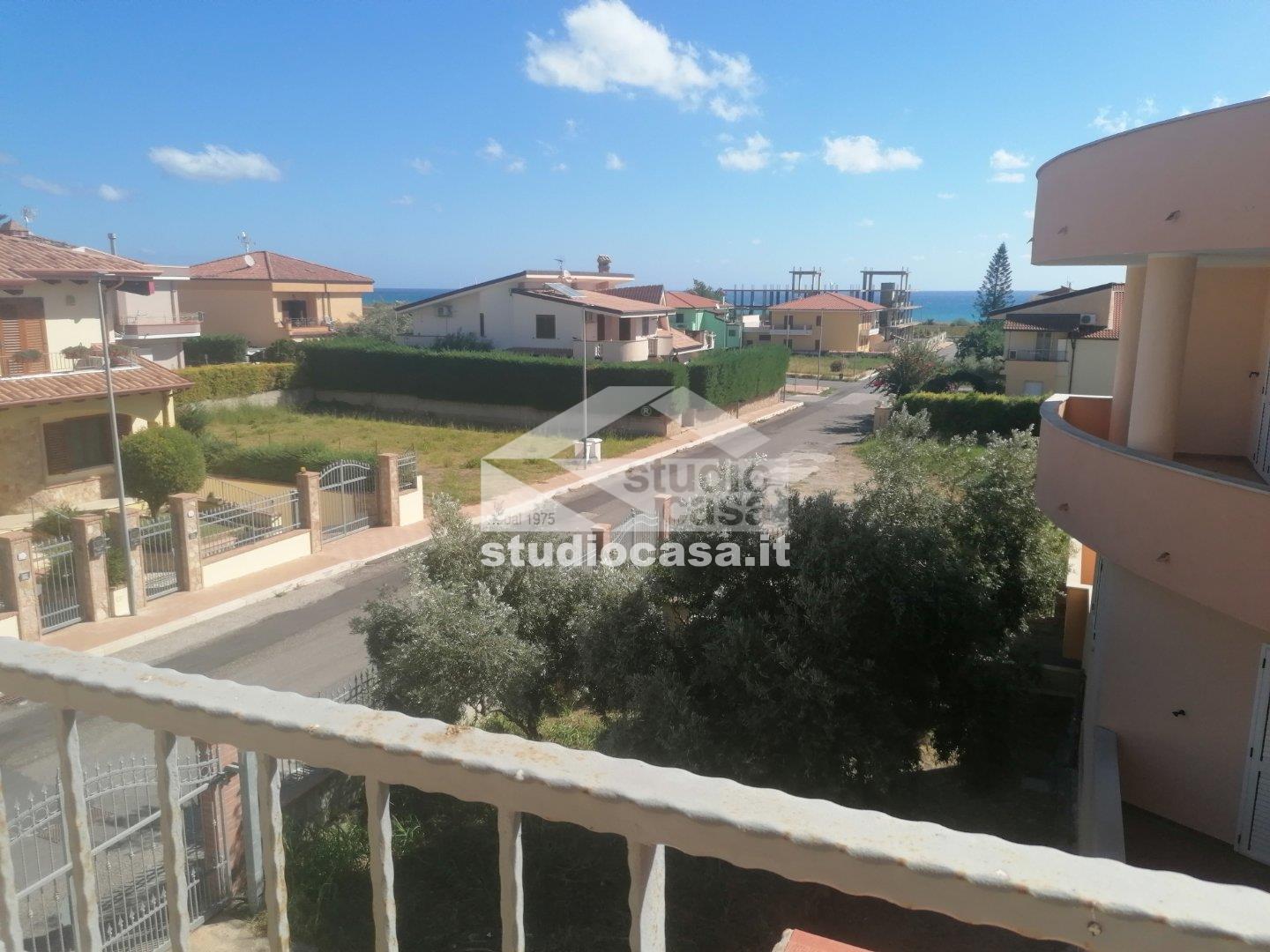 Casa Plurifamiliare in vendita a Melissa