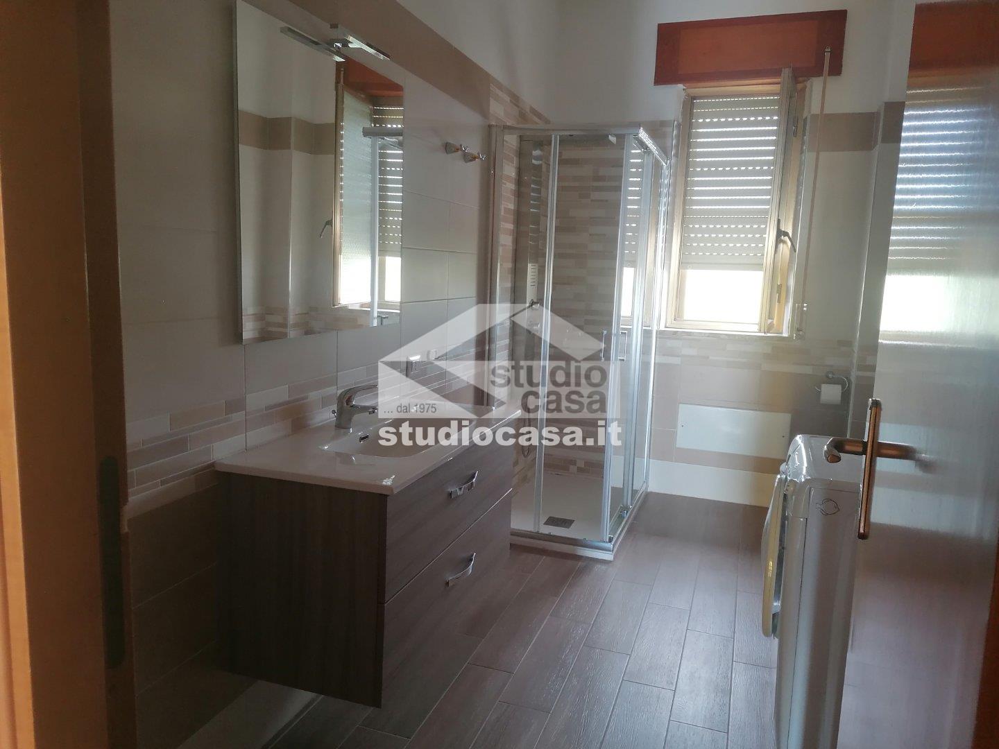 Appartamento in affitto a Crotone