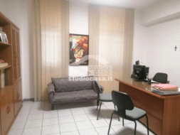 Ufficio in affitto a Crotone
