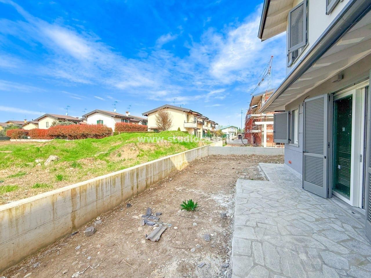 Appartamento in Villa in vendita a Treviglio