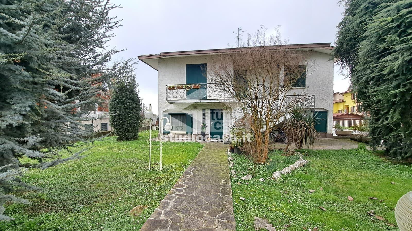 Appartamento in vendita a Misano di Gera d