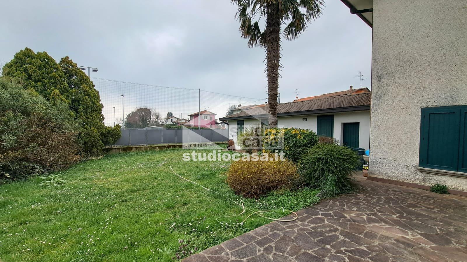 Appartamento in vendita a Misano di Gera d