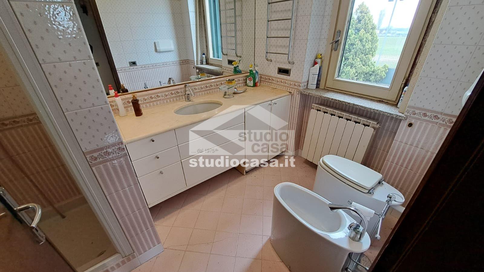 Appartamento in vendita a Misano di Gera d