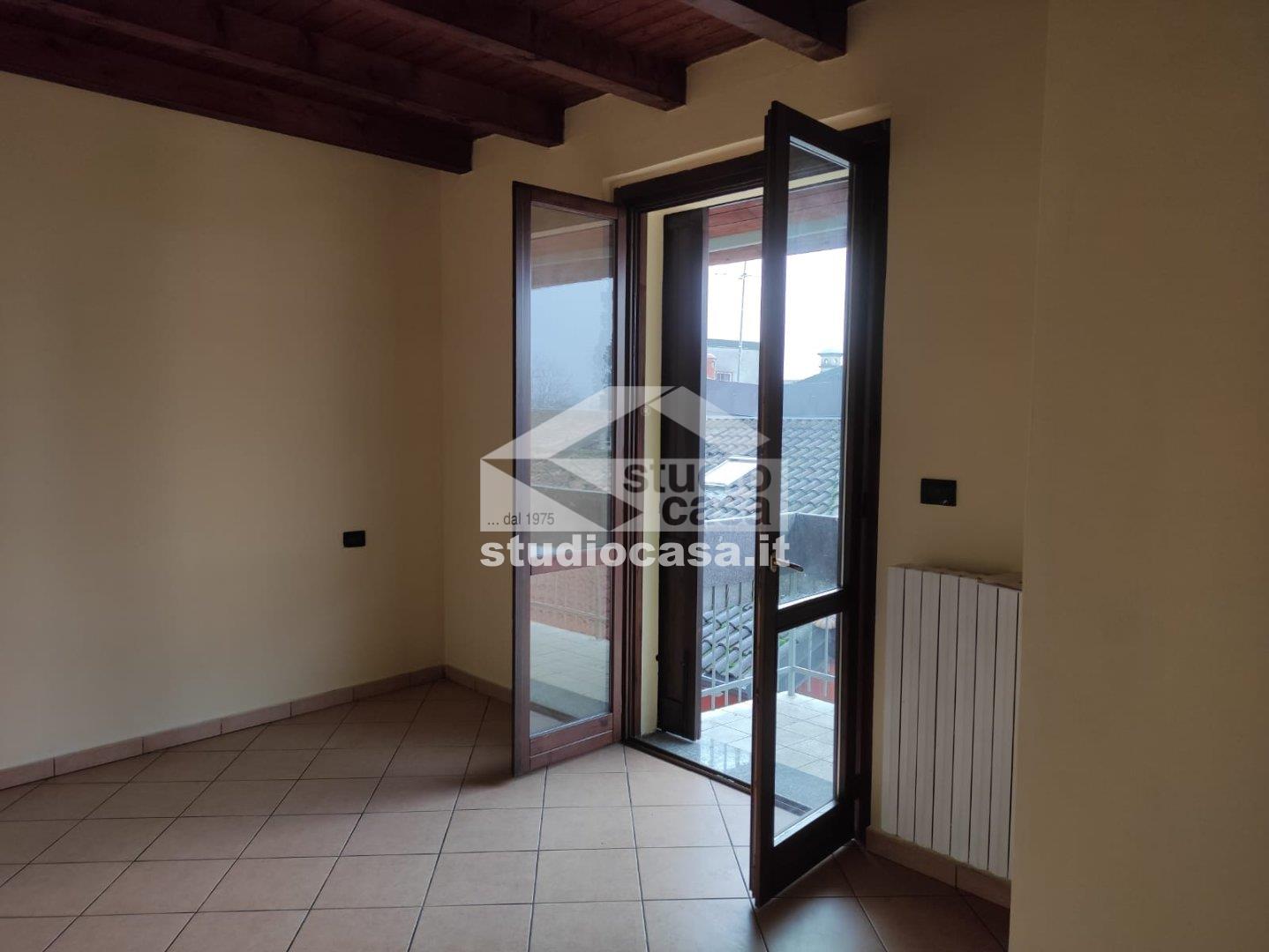 Appartamento in vendita a Calvenzano