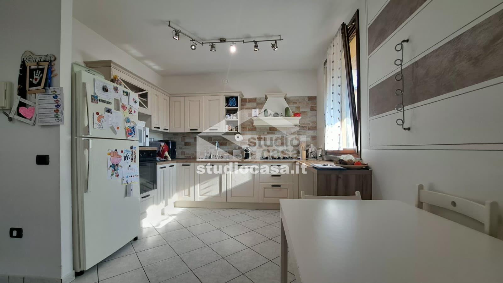 Appartamento in Villa in vendita a Misano di Gera d