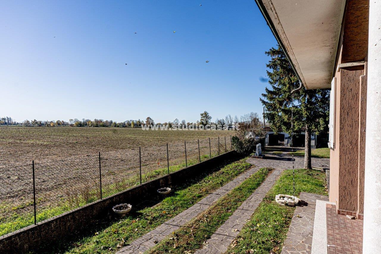 Villa Unifamiliare in vendita a Castel Gabbiano