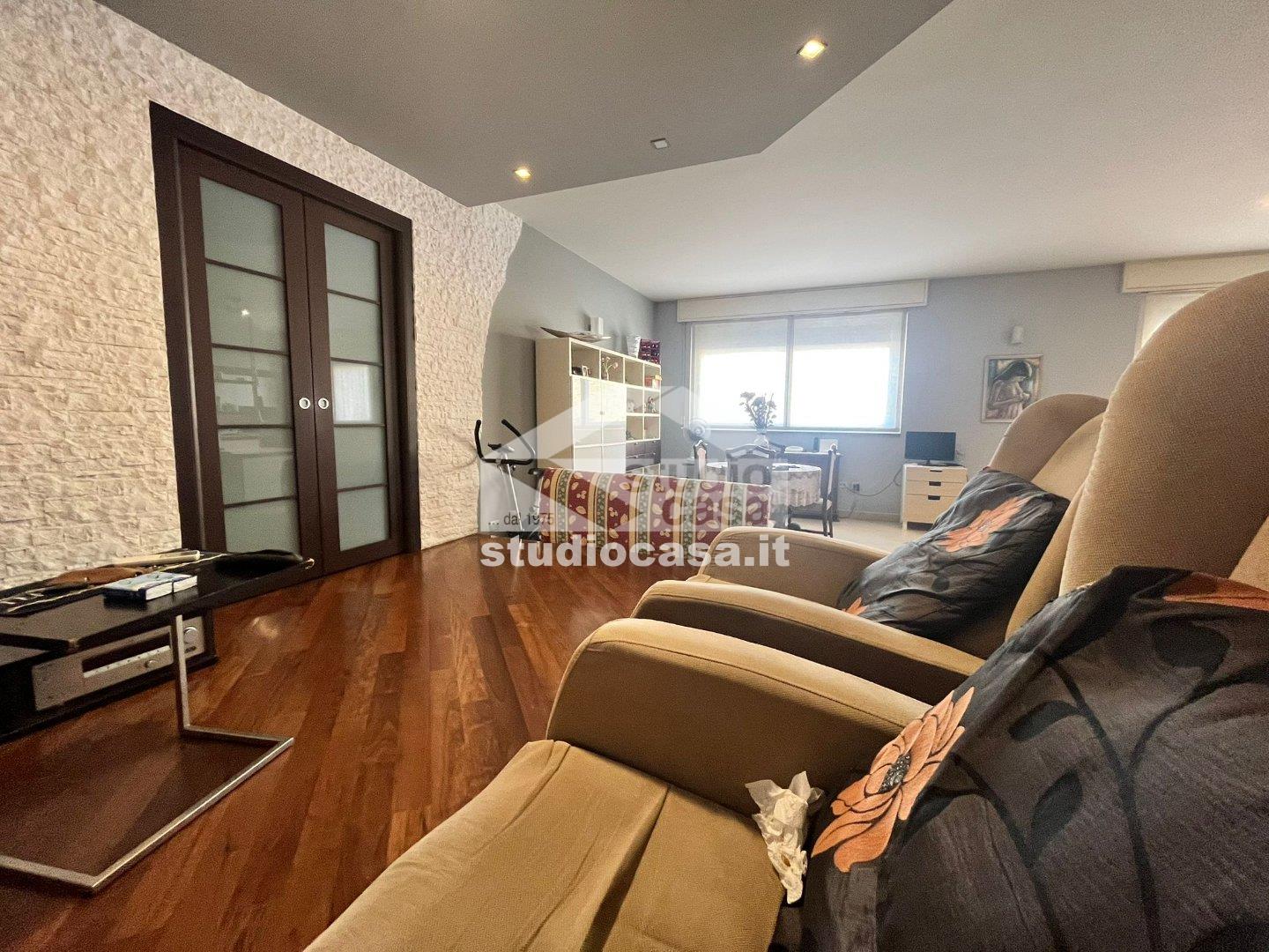 Villa Unifamiliare in vendita a Caravaggio