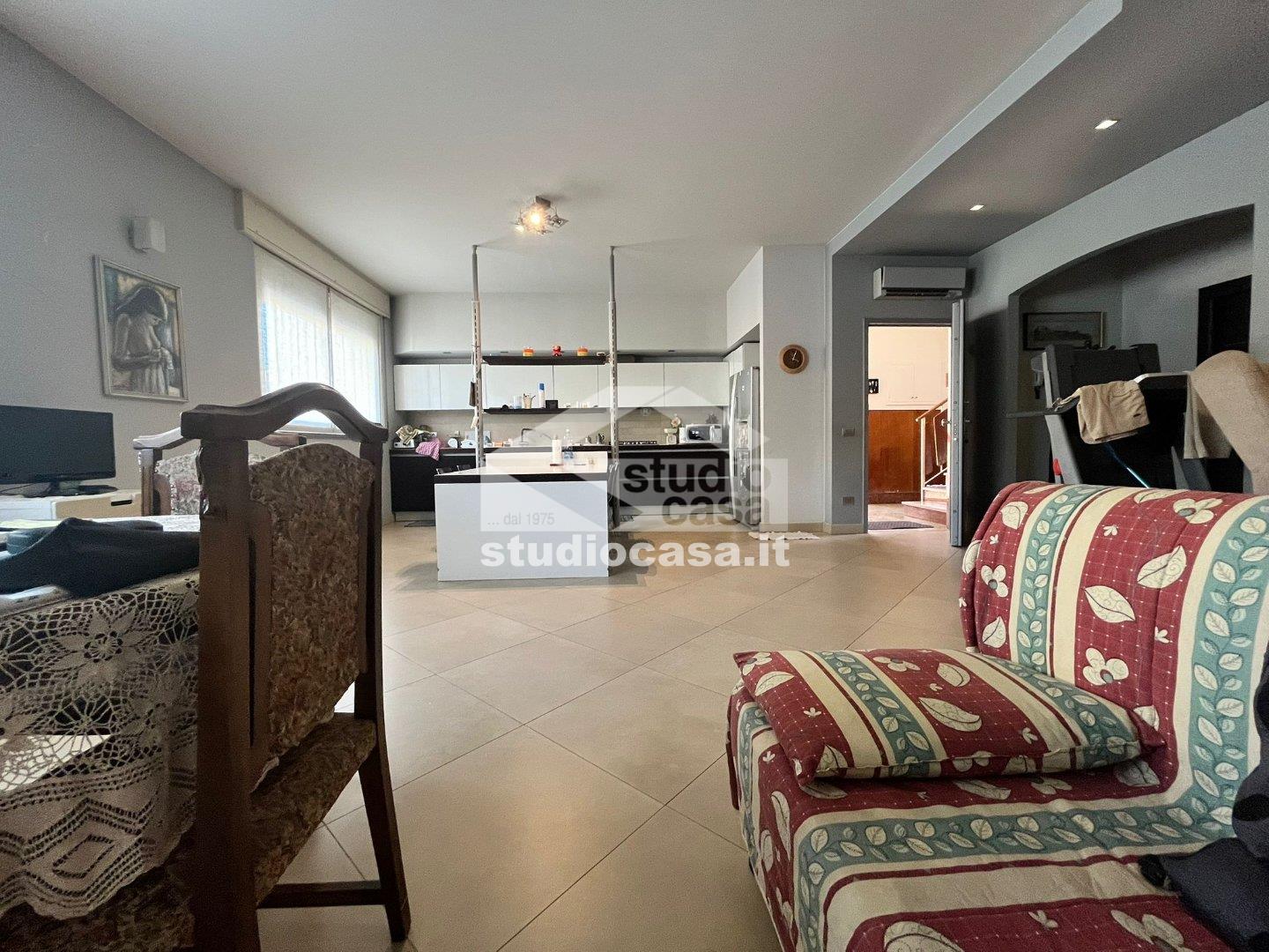 Villa Unifamiliare in vendita a Caravaggio