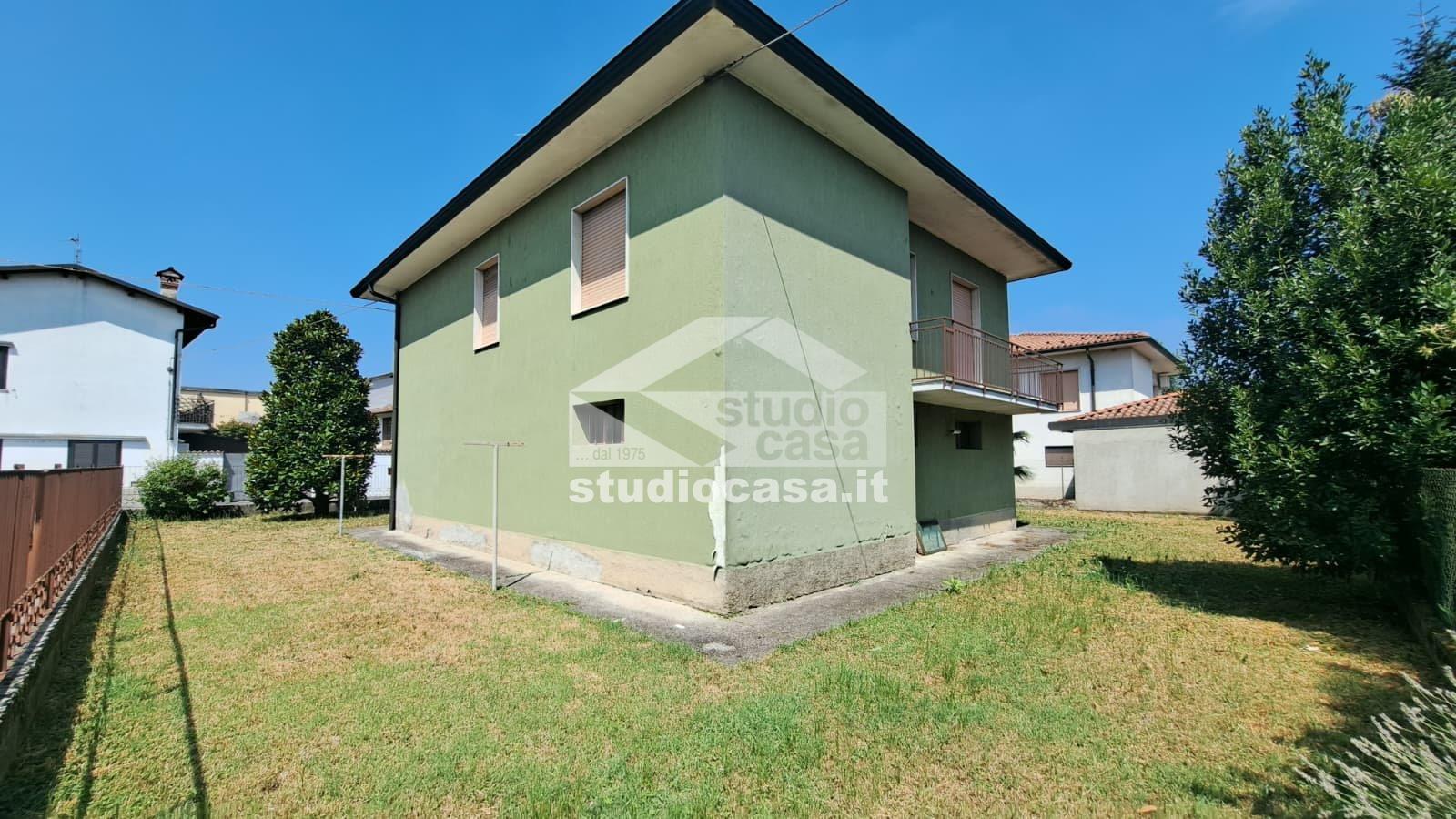 Villa Unifamiliare in vendita a Caravaggio