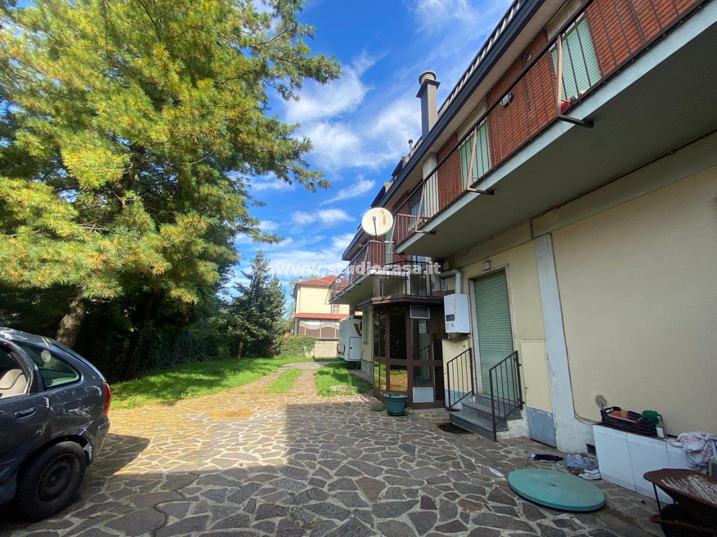 Villa Plurifamiliare in vendita a Caravaggio