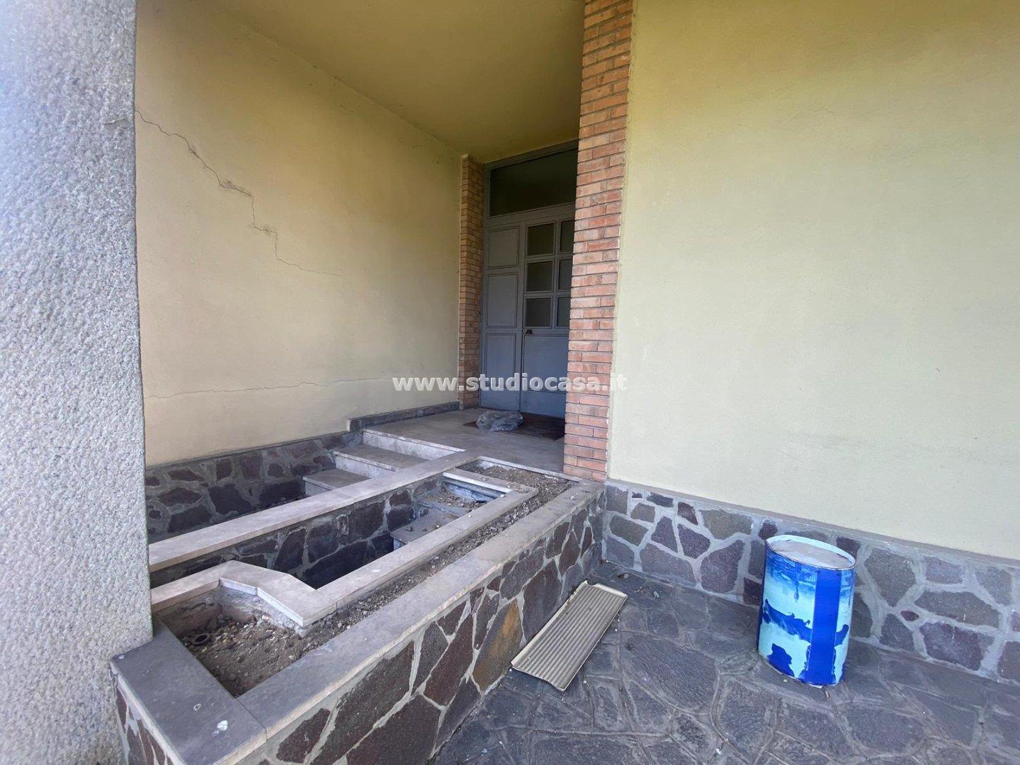 Villa Plurifamiliare in vendita a Caravaggio