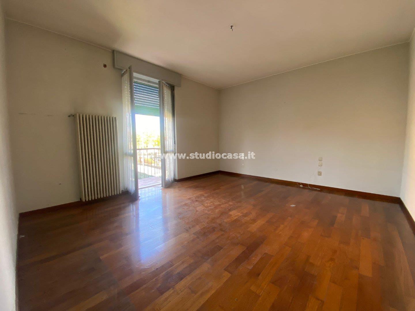 Villa Plurifamiliare in vendita a Caravaggio