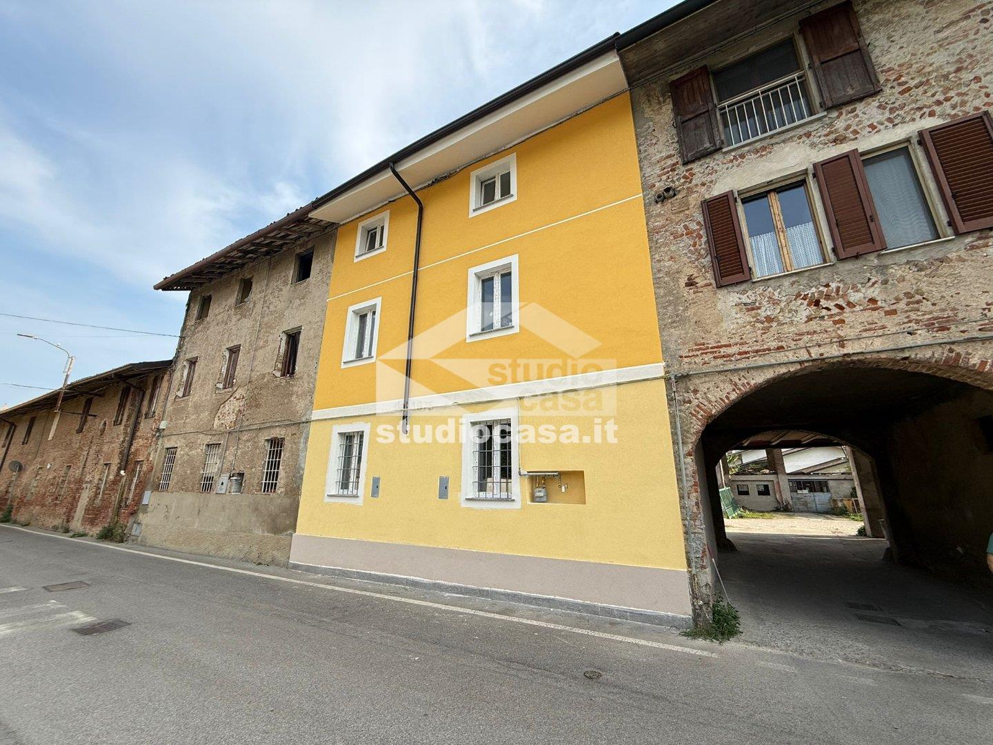 Appartamento in vendita a Brignano Gera d