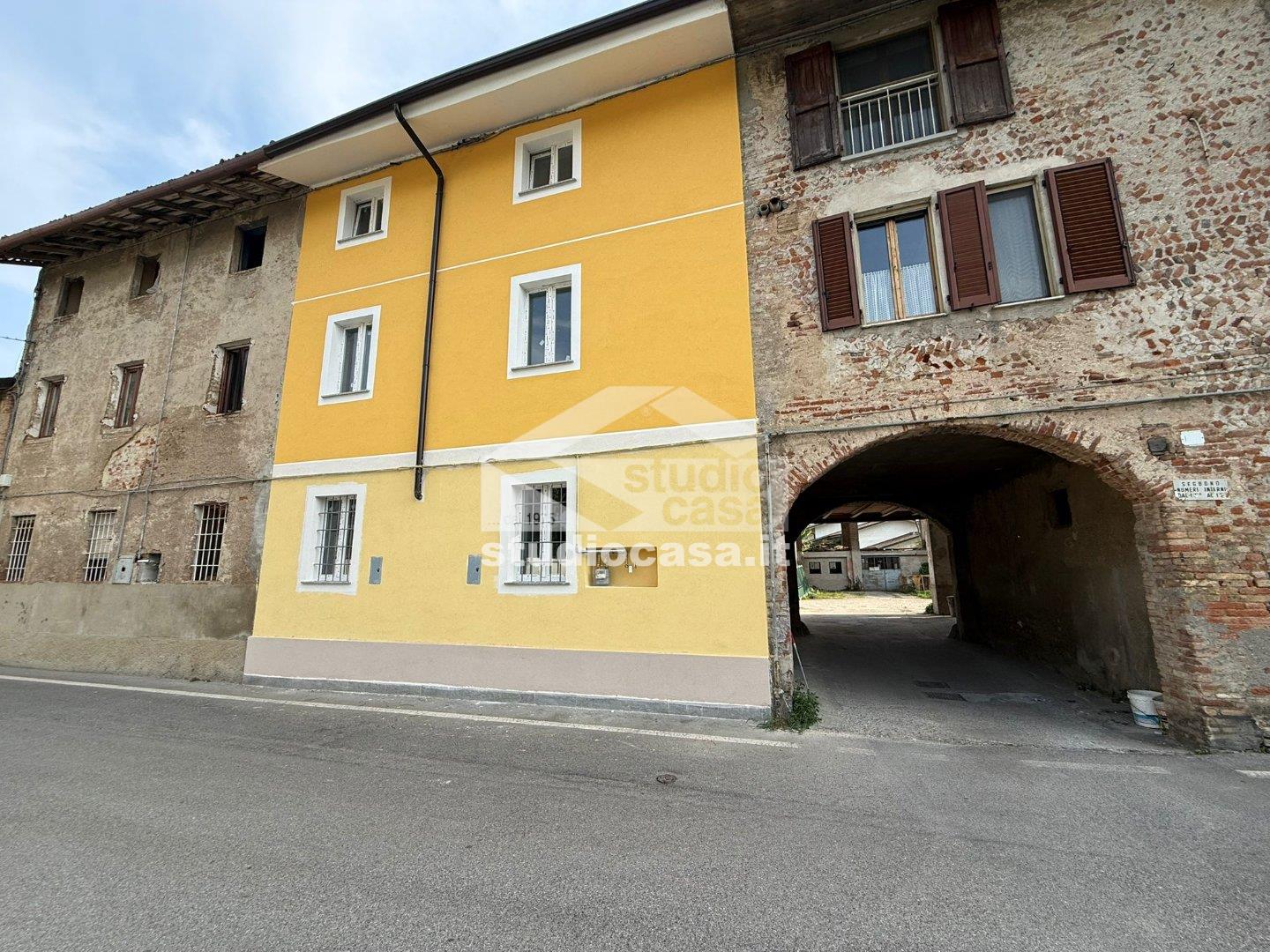 Appartamento in vendita a Brignano Gera d