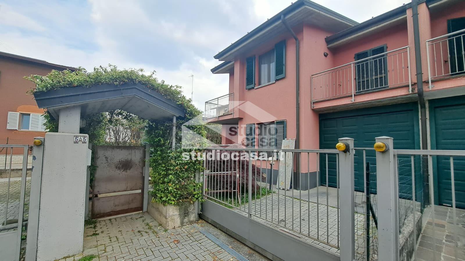 Villa a schiera di testa in vendita a Fornovo San Giovanni