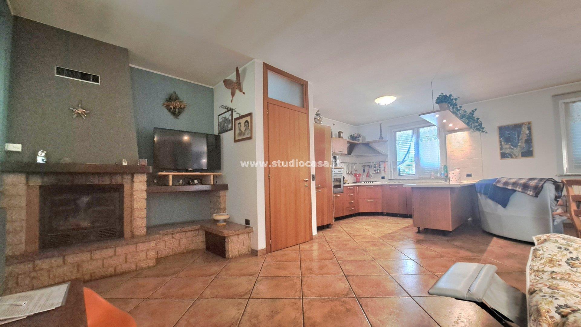 Villa Unifamiliare in vendita a Fornovo San Giovanni