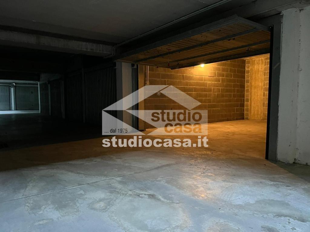 Box / Autorimessa in vendita a Caravaggio