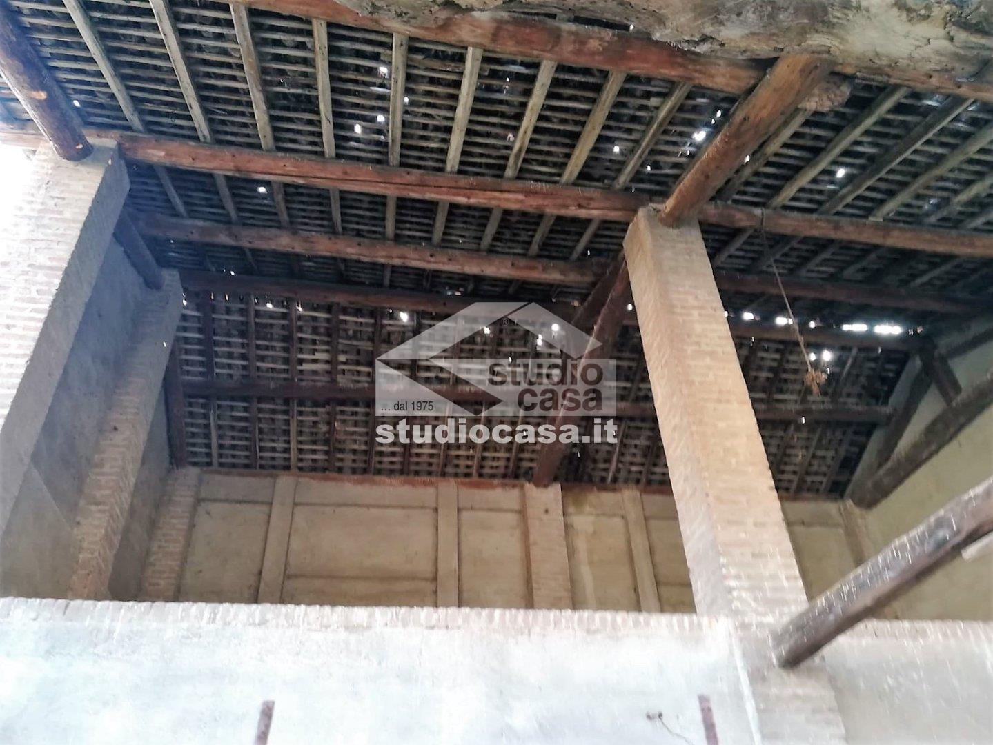 Casa Rustica in vendita a Caravaggio