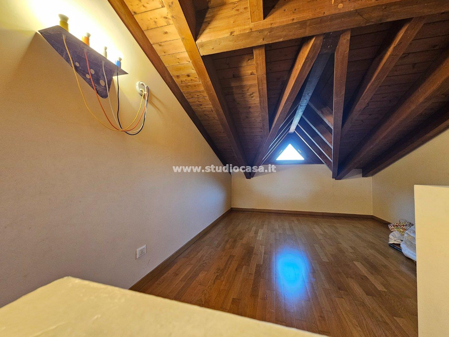 Villa a schiera in vendita a Brignano Gera d