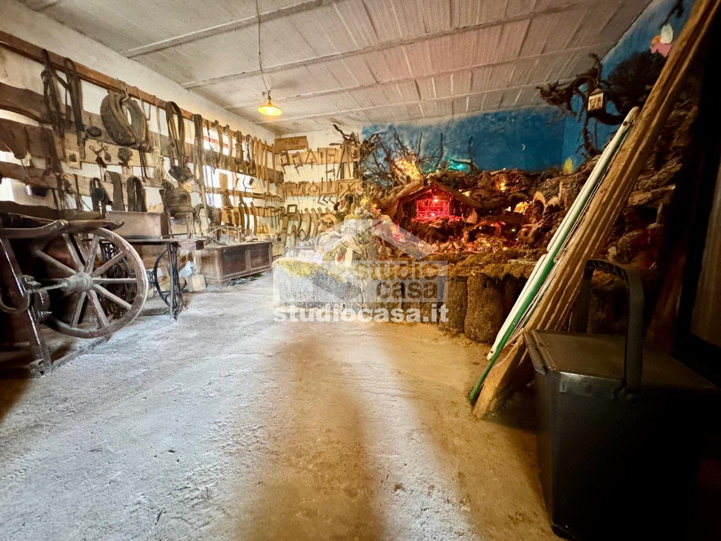 Casa Rustica in vendita a Misano di Gera d