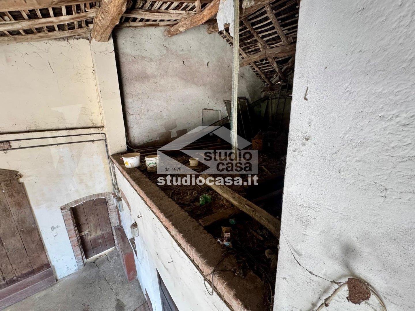 Casa Rustica in vendita a Misano di Gera d