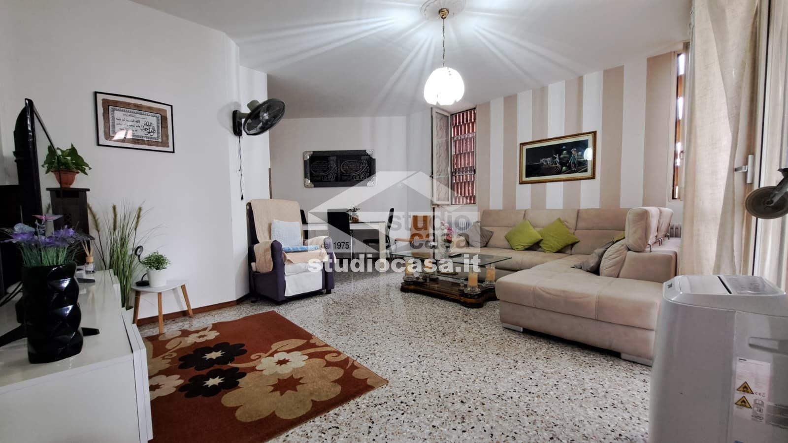 Appartamento in vendita a Calvenzano