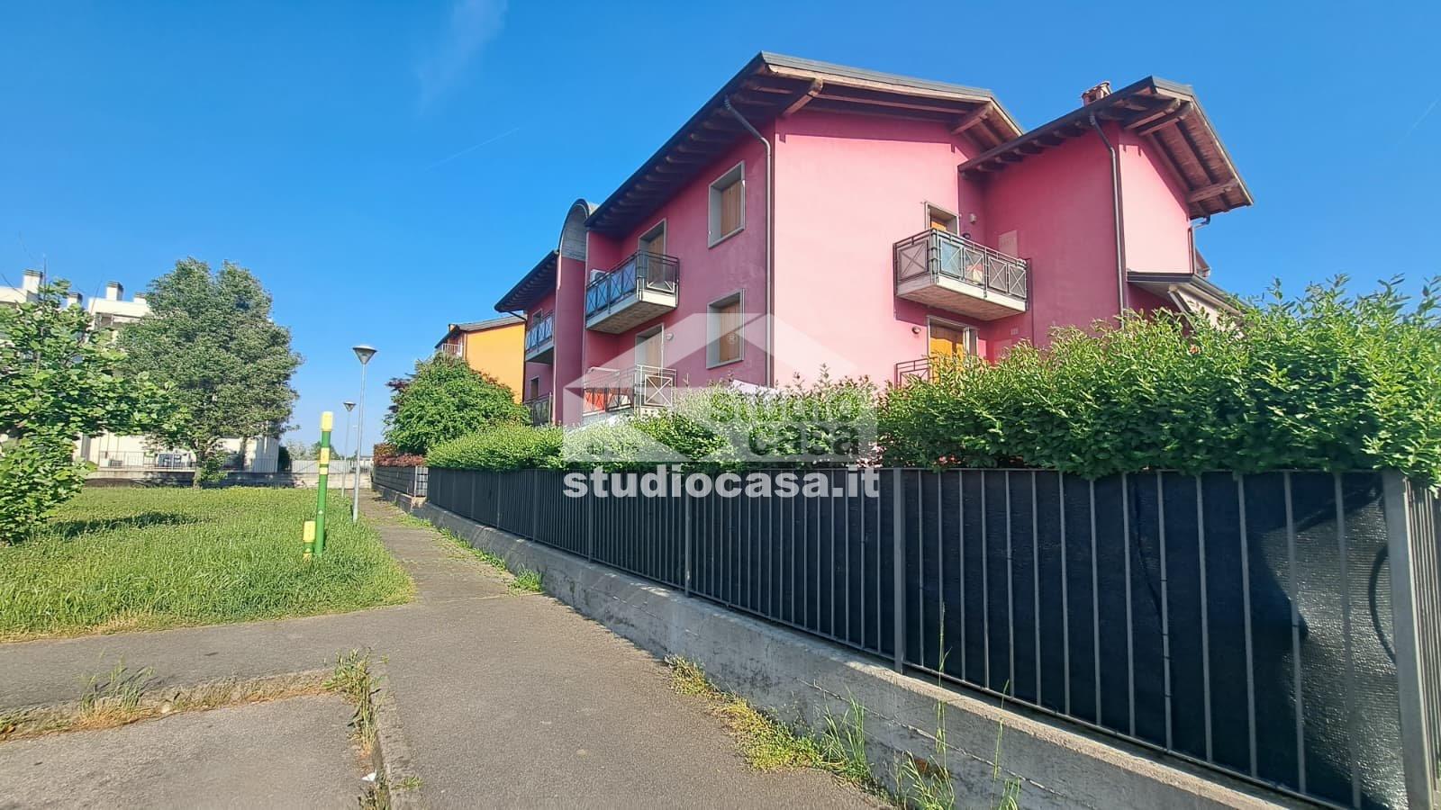 Appartamento in vendita a Calvenzano