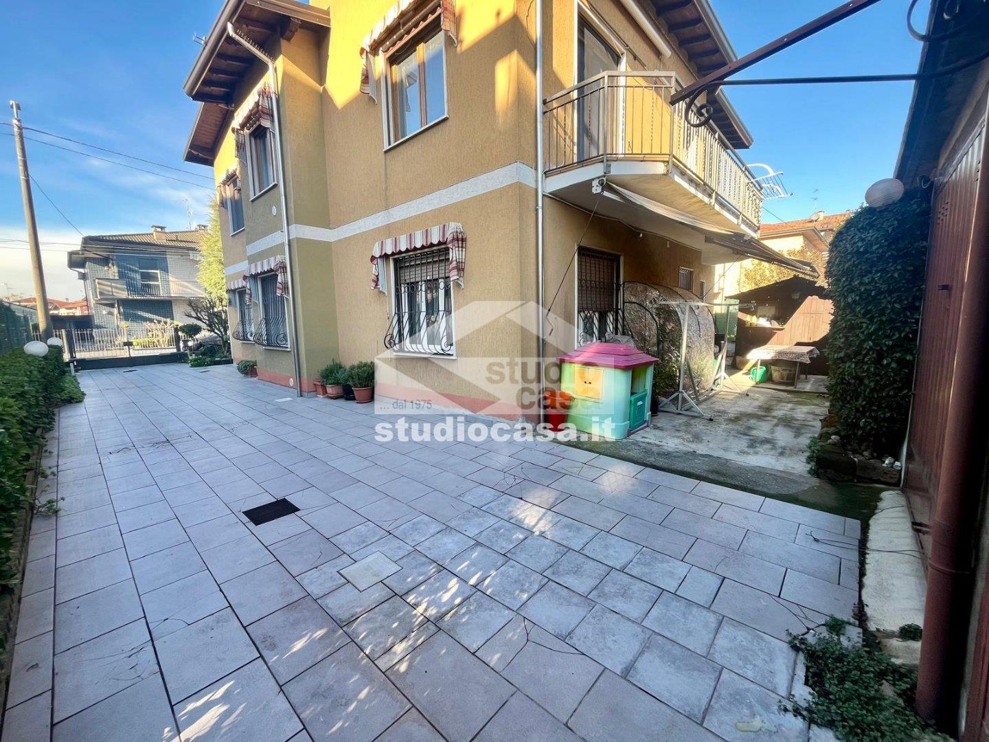 Appartamento in vendita a Fornovo San Giovanni