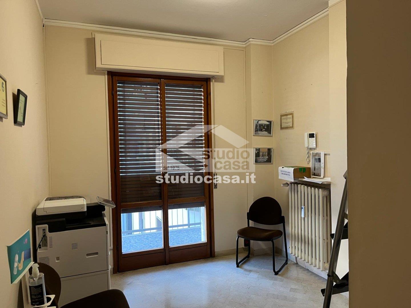 Studio in affitto a Cremona