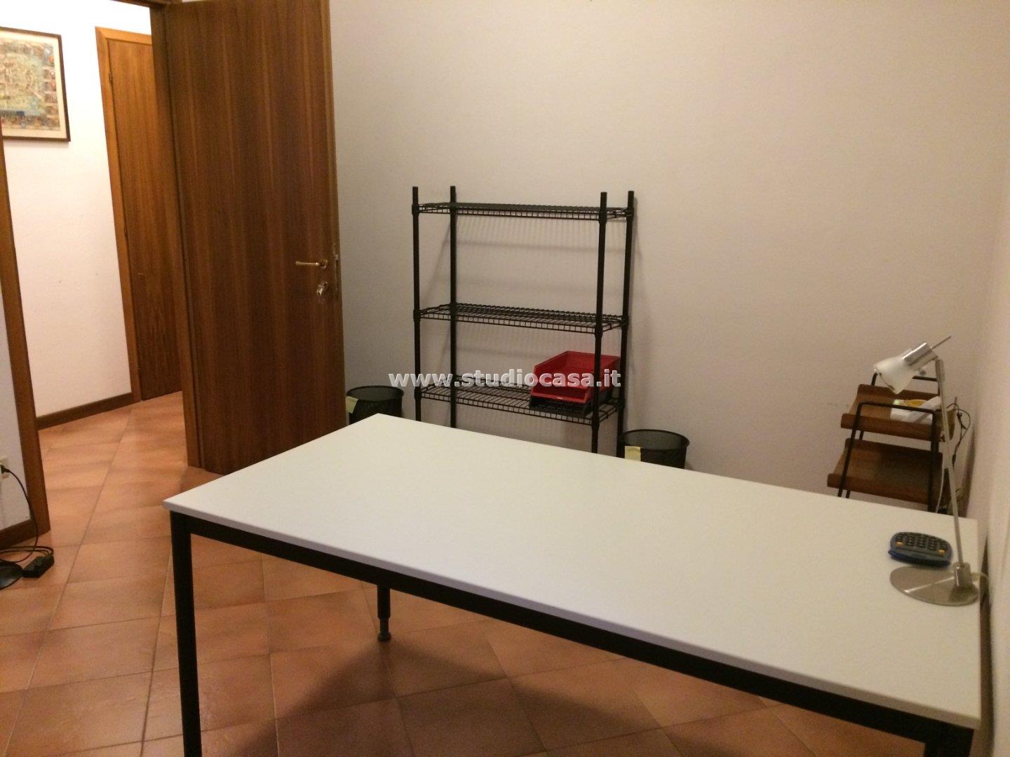 Studio in affitto a Cremona