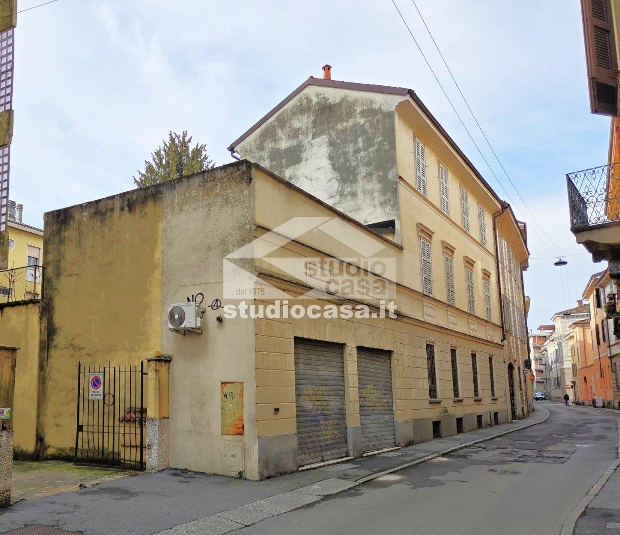 Negozio in vendita a Cremona