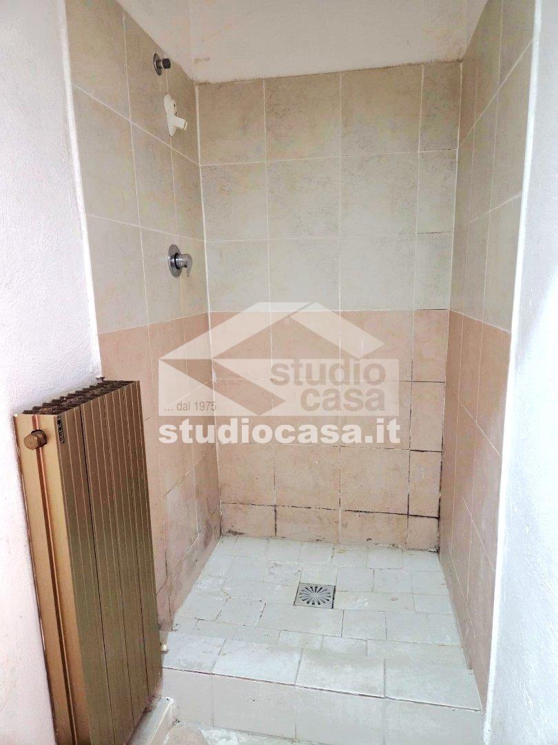 Negozio in vendita a Cremona