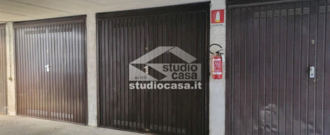 Box / Autorimessa in vendita a Cremona