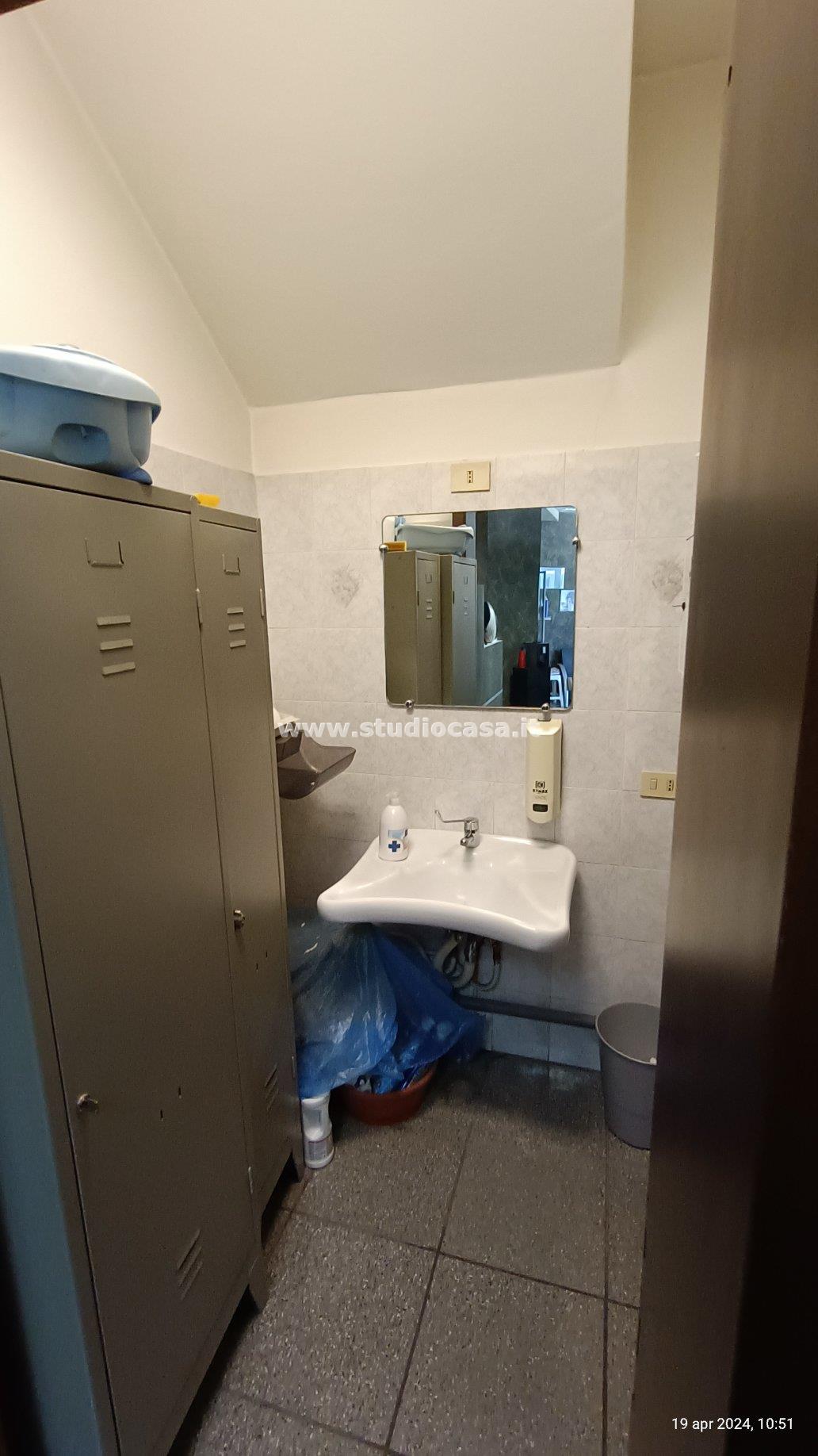 Negozio in vendita a Fiesco