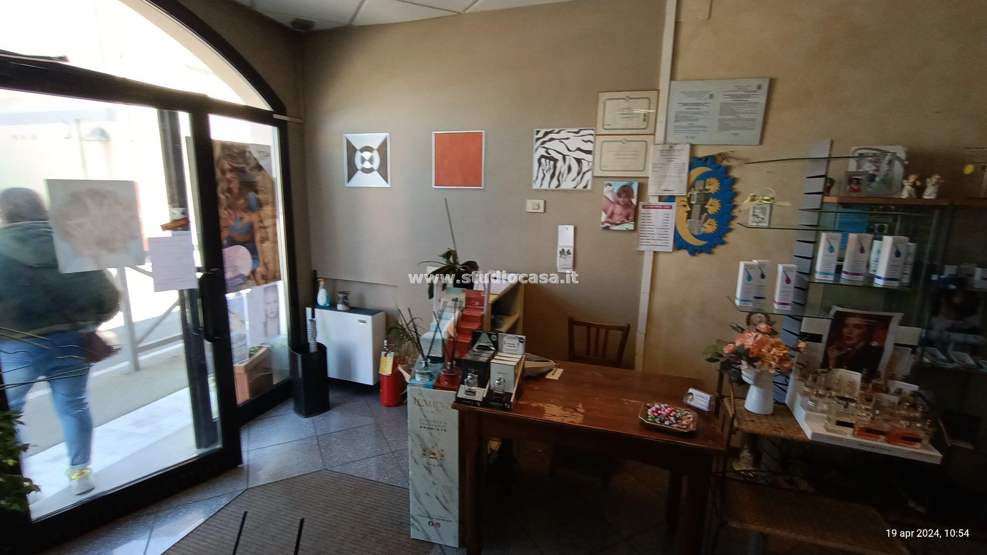 Negozio in vendita a Fiesco