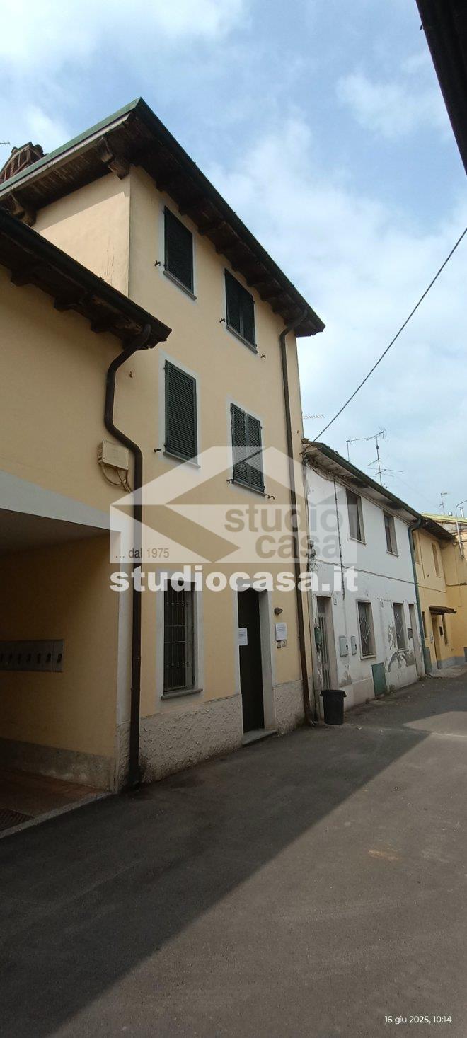 Studio in affitto a Castelleone