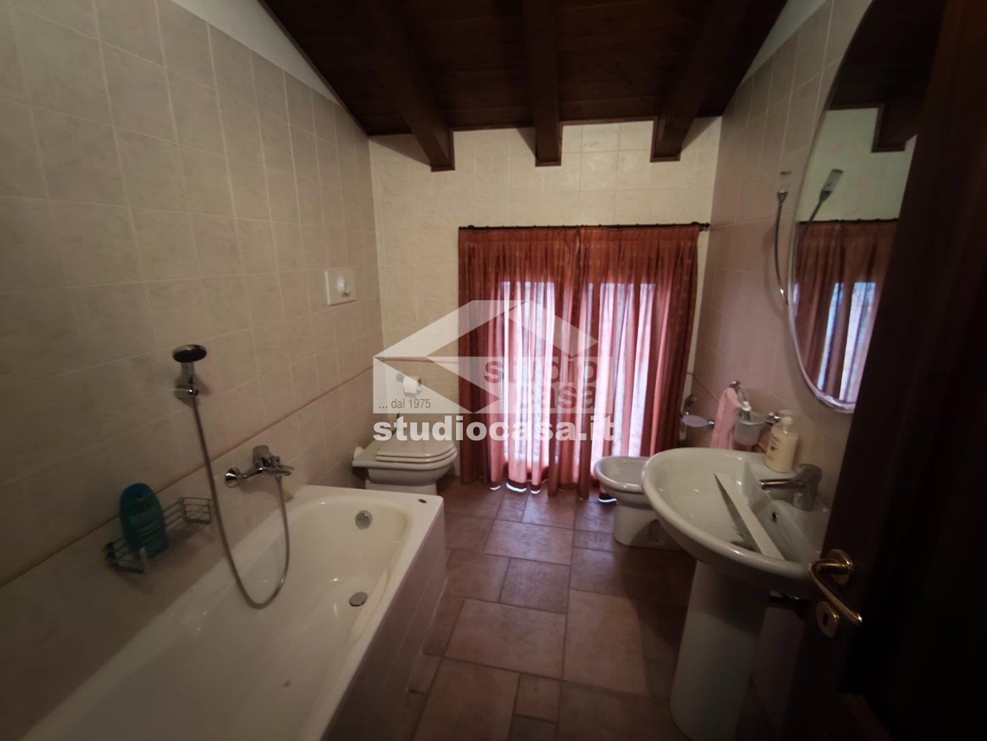 Appartamento in affitto a Castelleone