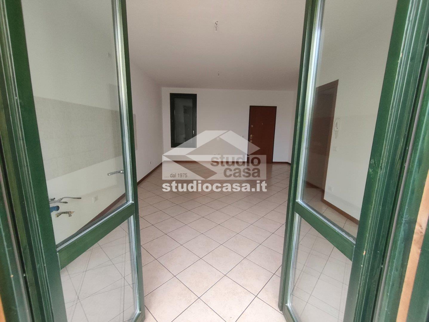 Appartamento in affitto a Castelleone