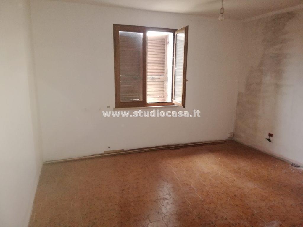 Cascina in vendita a Castelleone