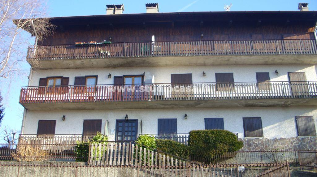 Appartamento in vendita a Costa Serina
