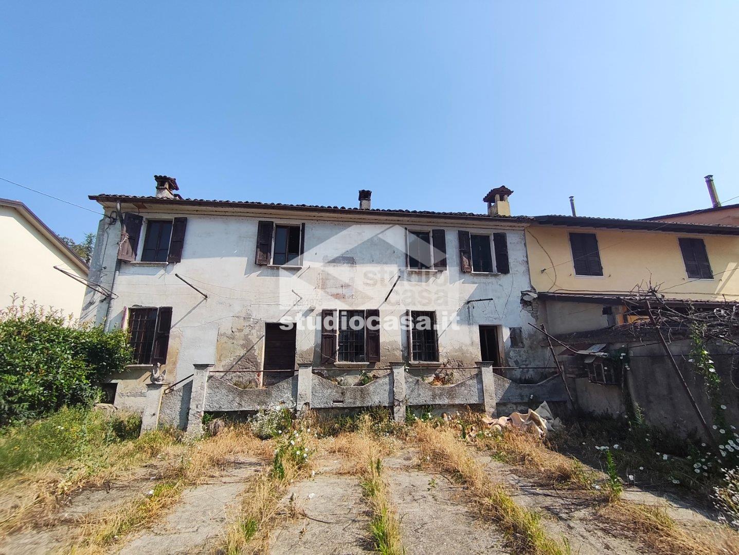 Cascina in vendita a Formigara