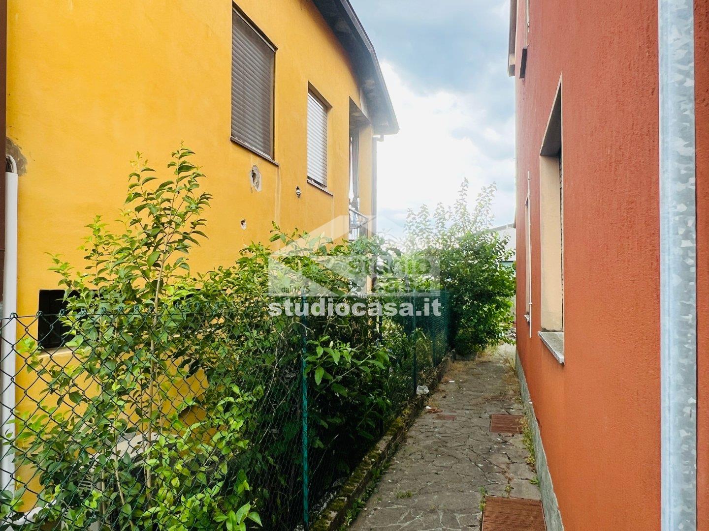 Villa Unifamiliare in vendita a Bagnolo Cremasco